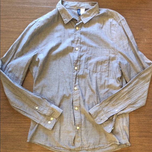 H&M Men’s Button Down Shirt Size Medium NWOT - Picture 1 of 2